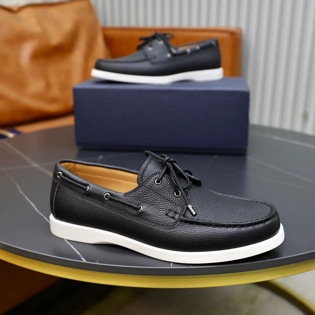 Ex-factory price: 540🙅‍♂️🙅‍♂️🙅‍♂️ Brand: Dior DIOR Standard code: Men's code 38/44 (45 can be customized) Grade: Same as the official website Material: Original cowhide stitching, cowhide lining, original TPU wear-resistant soft outsole Style categories: Leisure and sports version, footwear for driving, young fashion, European and American trends, British style Color: actual picture color